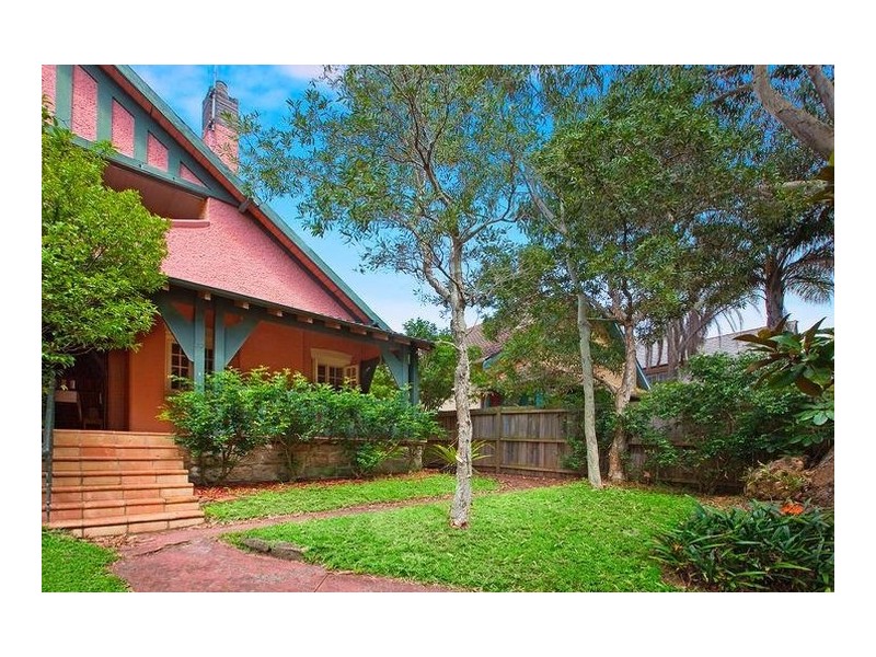 32 Sir Thomas Mitchell Road, Bondi Beach NSW 2026