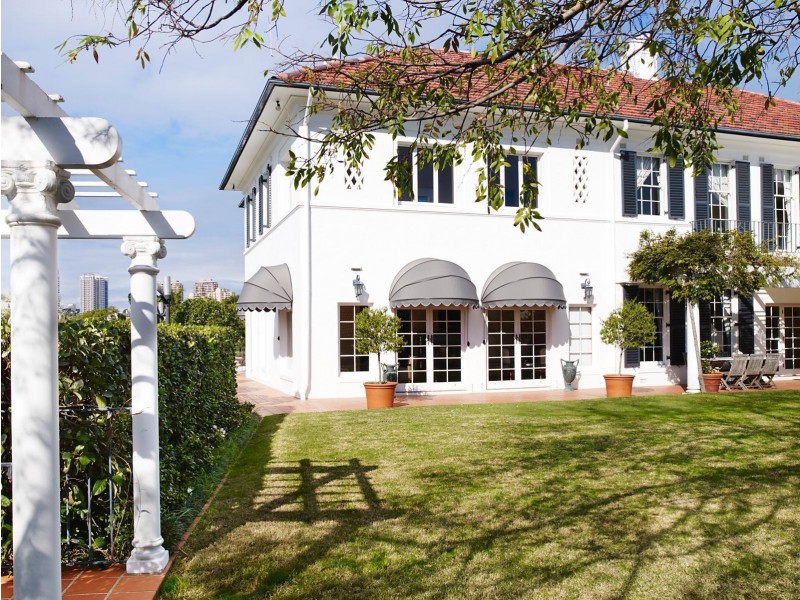 327 Edgecliff Road, Woollahra NSW 2025