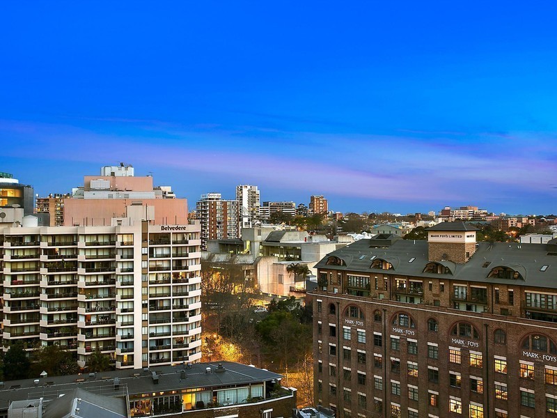 1402/27 Commonwealth Street, Sydney NSW 2000