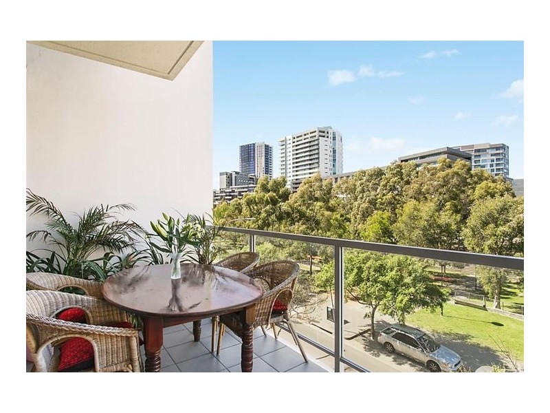 75/5B Victoria Park Parade, Zetland NSW 2017