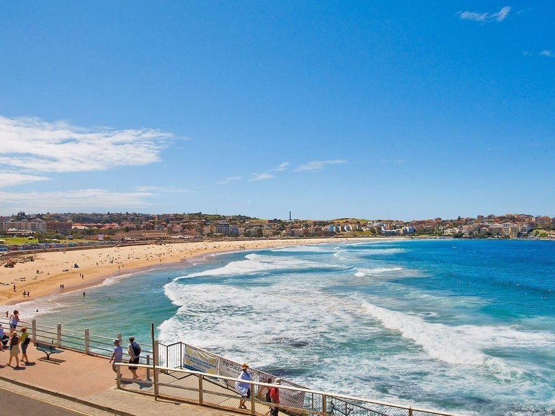 2/10 Notts Avenue, Bondi Beach NSW 2026