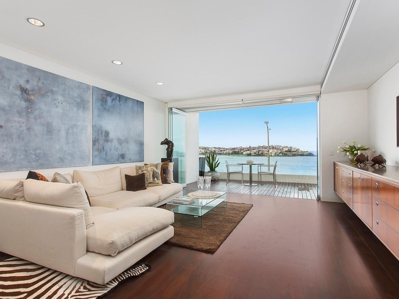 2/10 Notts Avenue, Bondi Beach NSW 2026