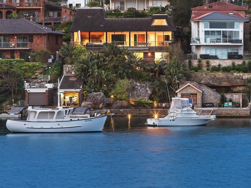 220 Gannons Road, Caringbah South NSW 2229