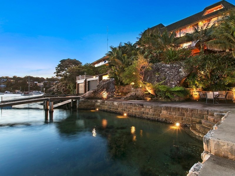 220 Gannons Road, Caringbah South NSW 2229