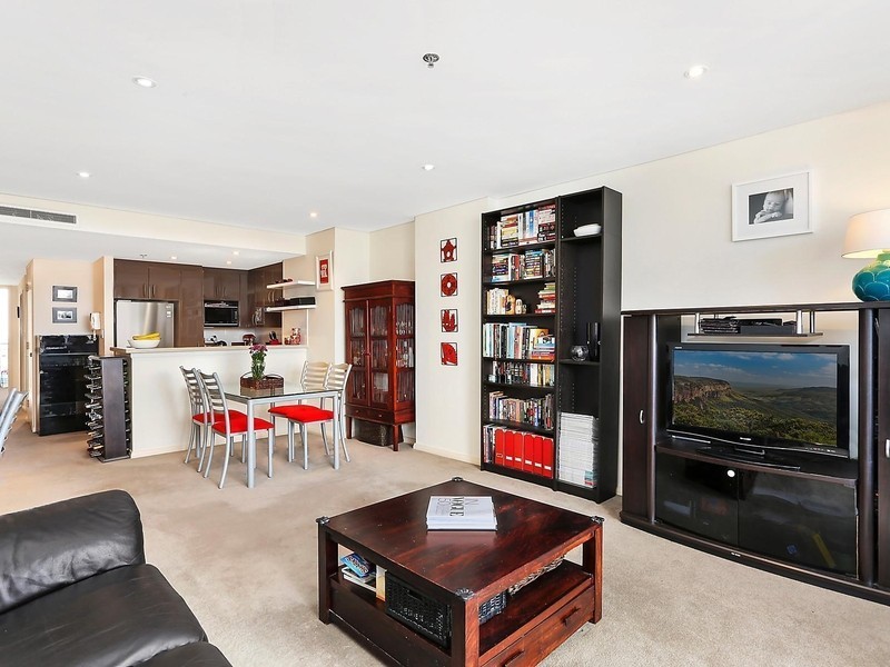 924/2 Lachlan Street, Waterloo NSW 2017