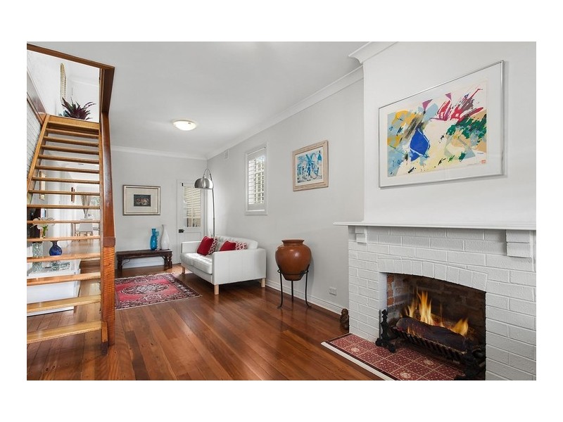 136 Ruthven Street, Bondi Junction NSW 2022