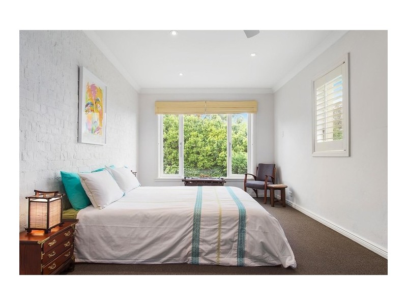 136 Ruthven Street, Bondi Junction NSW 2022