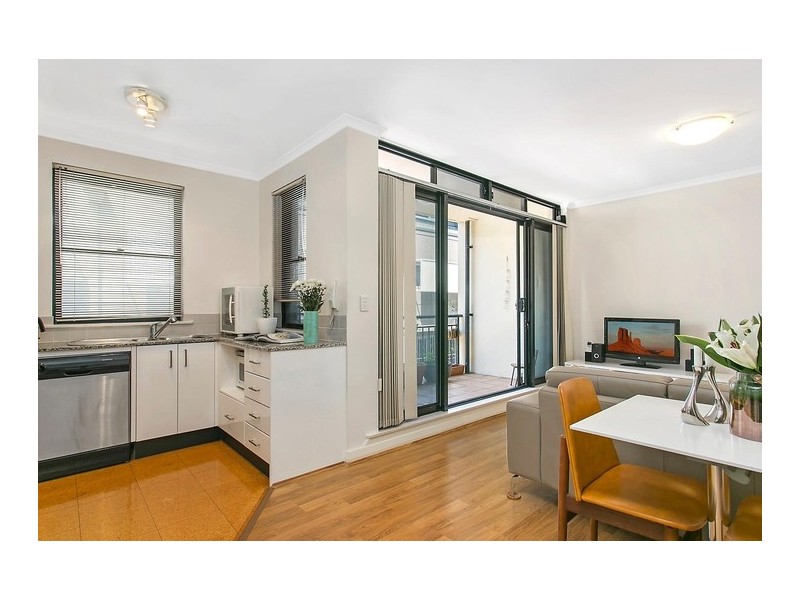 12/173 Cathedral Street, Woolloomooloo NSW 2011