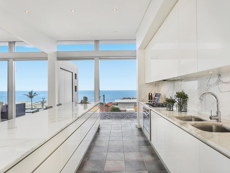 8 Close Street, South Coogee NSW 2034