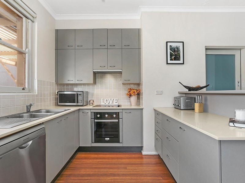 15 Tamarama Marine Drive, Bronte NSW 2024