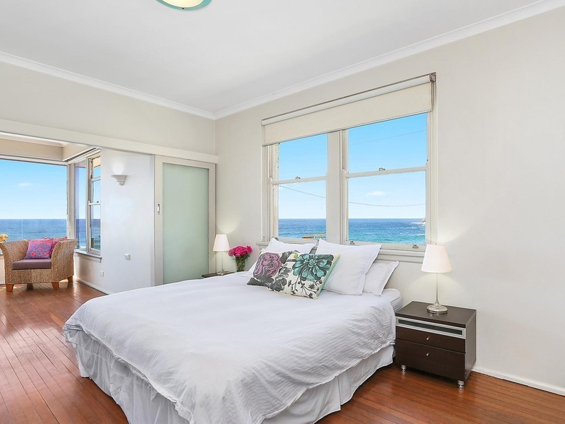 15 Tamarama Marine Drive, Bronte NSW 2024