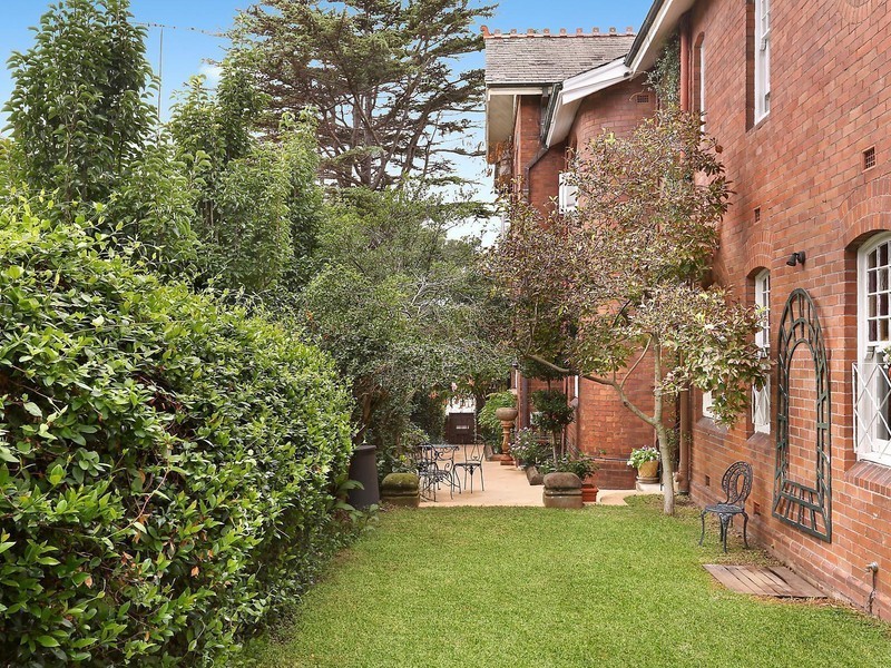396 Edgecliff Road, Woollahra NSW 2025