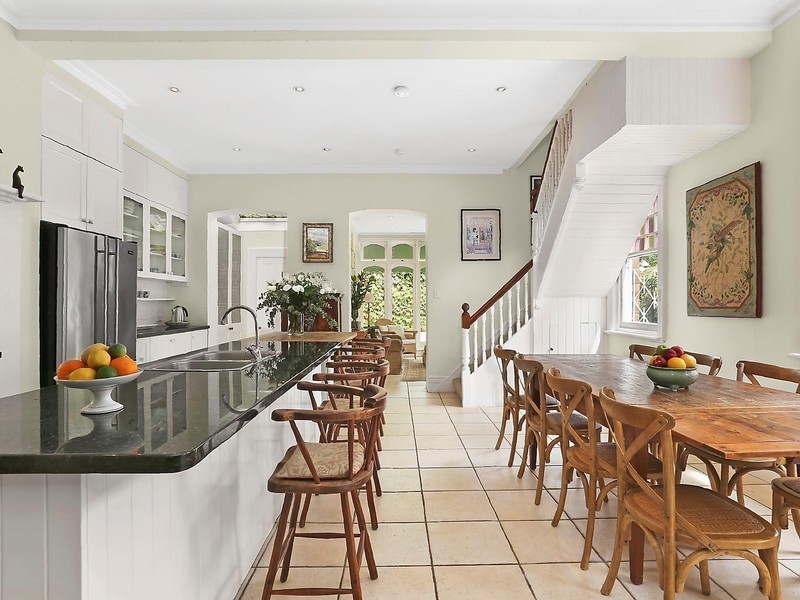 396 Edgecliff Road, Woollahra NSW 2025