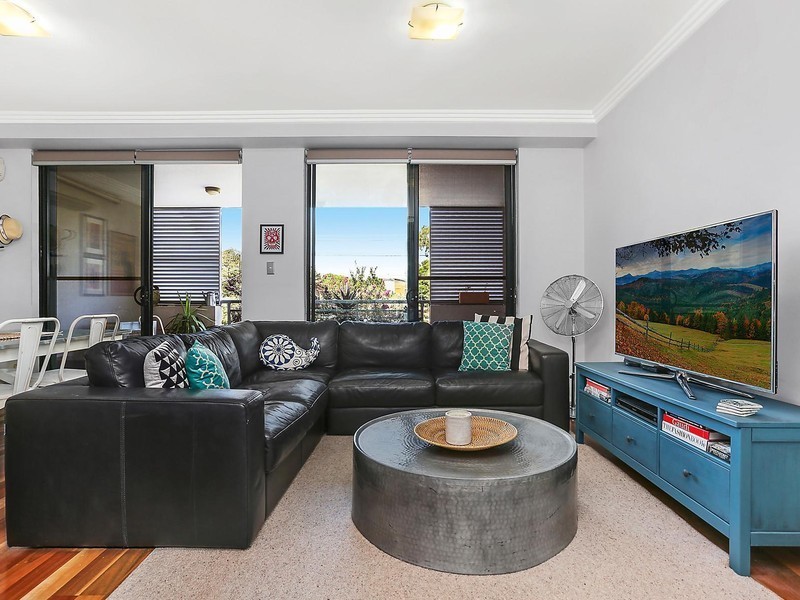 9/11 Wallace Street, Marrickville NSW 2204