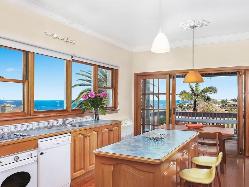 4/9A Fletcher Street, Tamarama NSW 2026