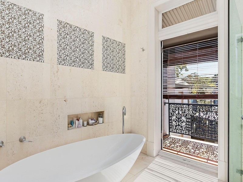 262 Moore Park Road, Paddington NSW 2021