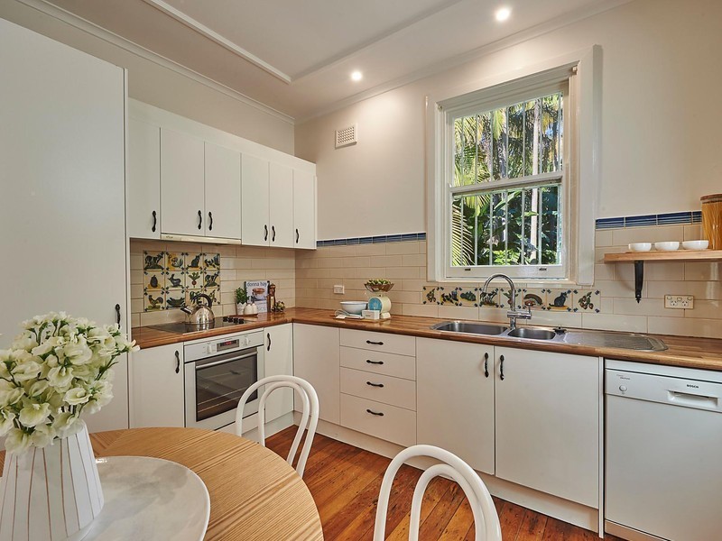 69 Wallaroy Road, Woollahra NSW 2025