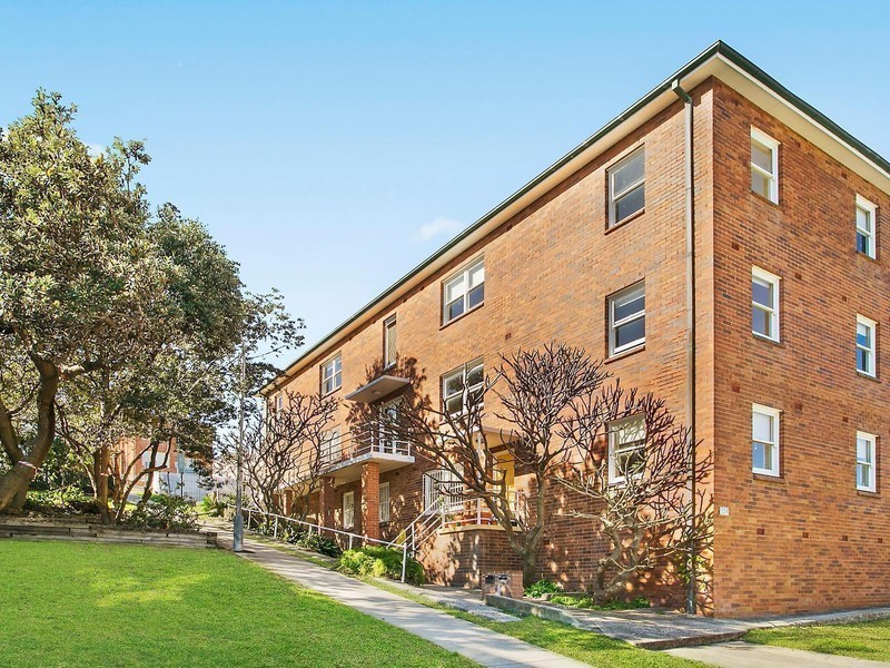 154 Ramsgate Avenue, North Bondi NSW 2026