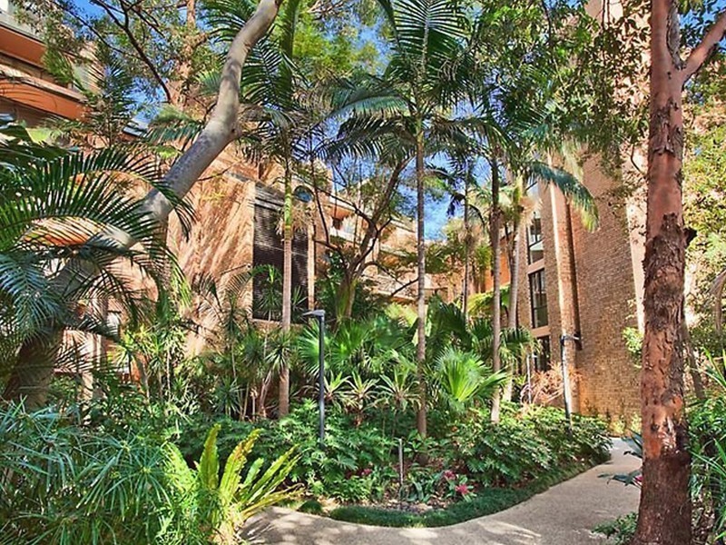 27/5 Hutchinson Street, Surry Hills NSW 2010