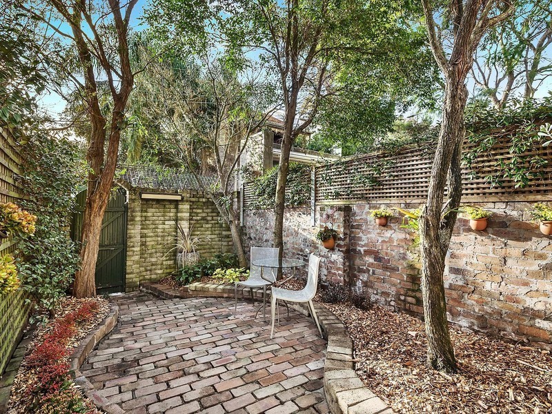 215 St Johns Road, Forest Lodge NSW 2037