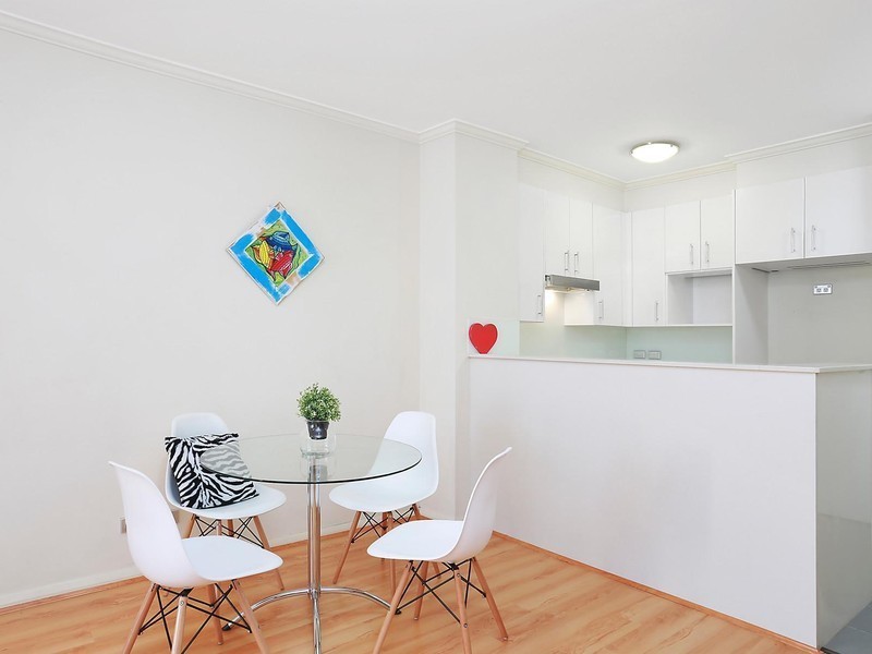 233/806 Bourke Street, Waterloo NSW 2017