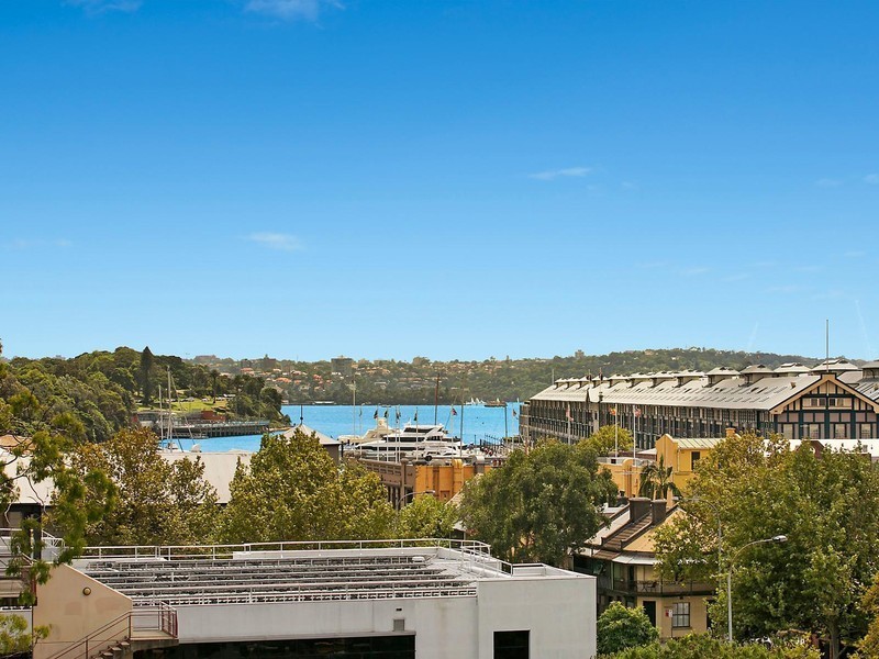 29/85 Bourke Street, Woolloomooloo NSW 2011