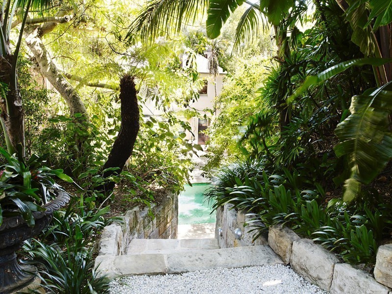 15 New Beach Road, Darling Point NSW 2027