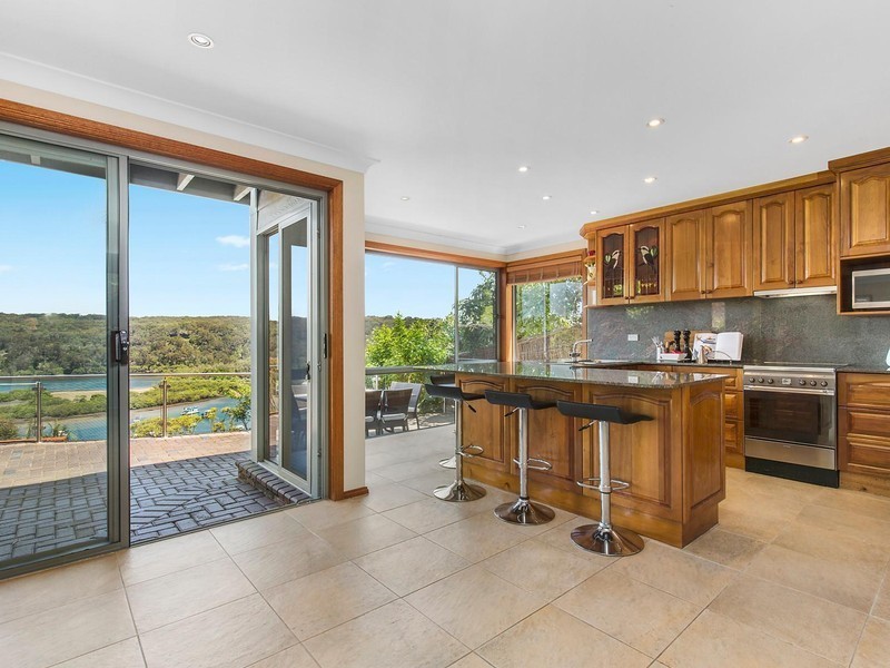 38 Mansion Point Road, Grays Point NSW 2232