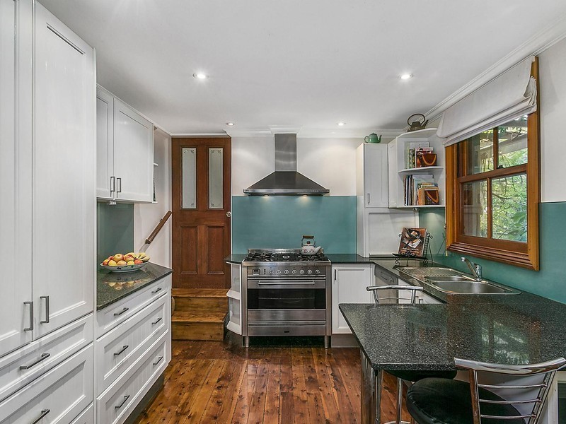 7 Upper Road, Forest Lodge NSW 2037