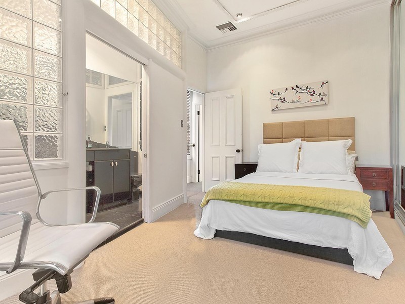 17 Wallis Street, Woollahra NSW 2025