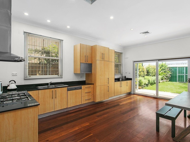 9 Illawong Avenue, Tamarama NSW 2026