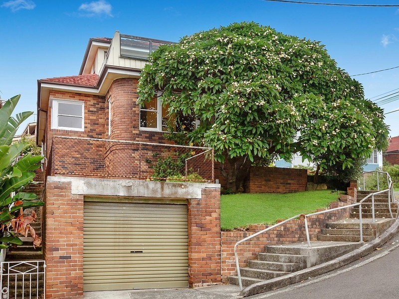 2 Thompson Street, Tamarama NSW 2026