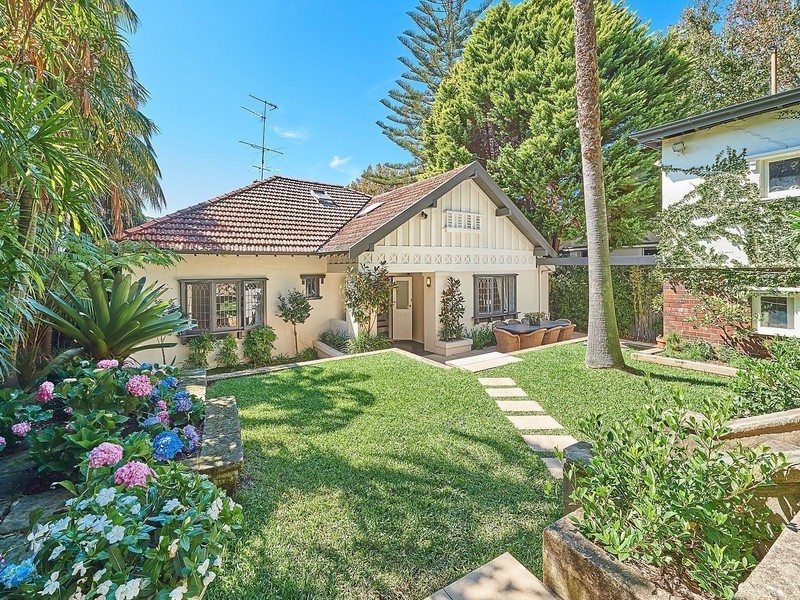 17 Wallaroy Road, Woollahra NSW 2025