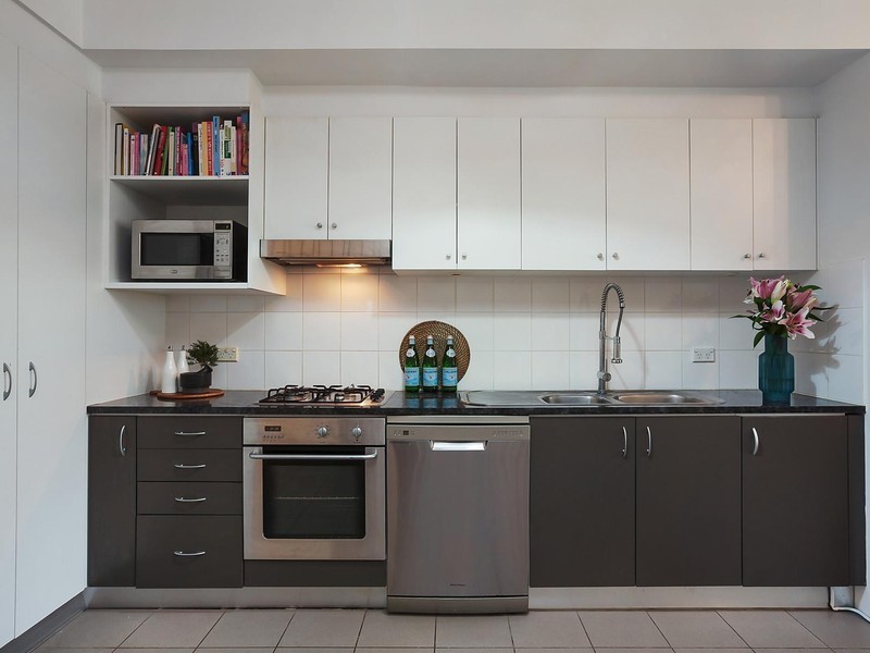 617/221 Sydney Park Road, Erskineville NSW 2043