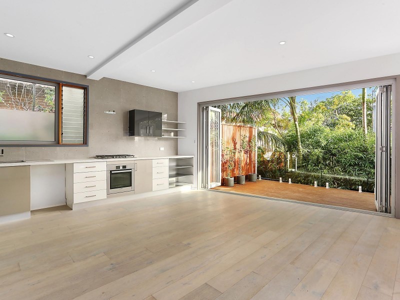 8B Castlefield Street, Bondi NSW 2026