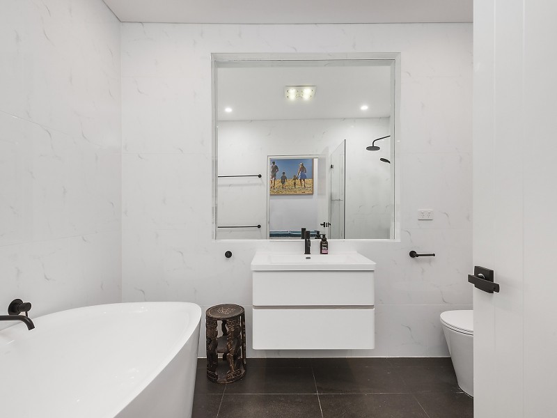 19 Carlisle Street, Tamarama NSW 2026