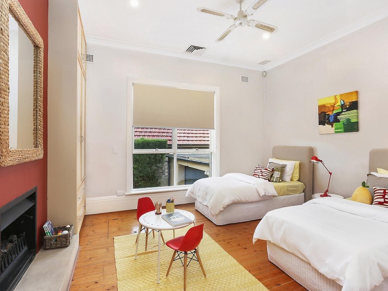 4 Milroy Avenue, Kensington NSW 2033