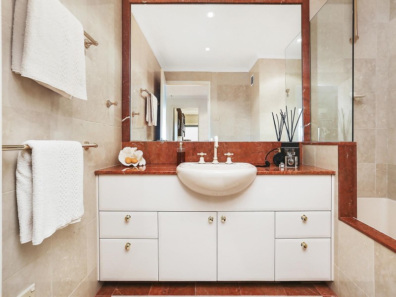 143/14 Blues Point Road, Mcmahons Point NSW 2060