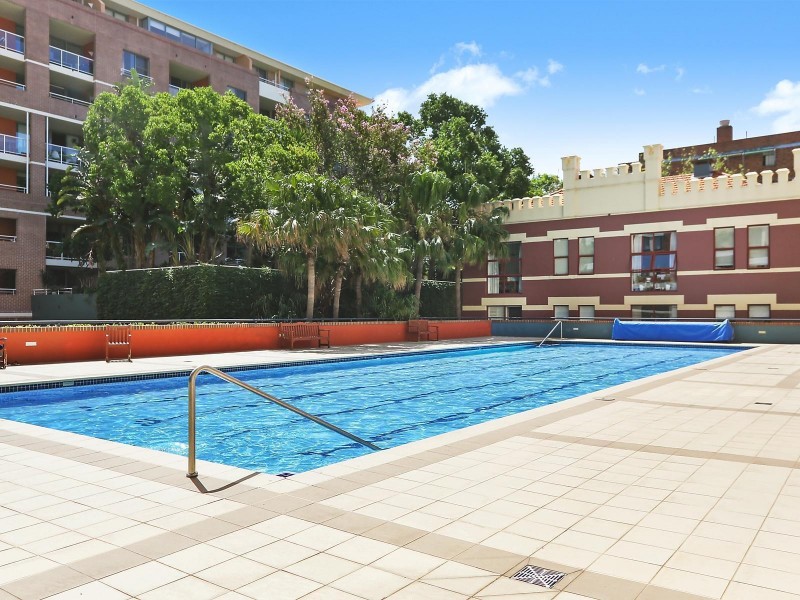 A905/780 Bourke Street, Redfern NSW 2016