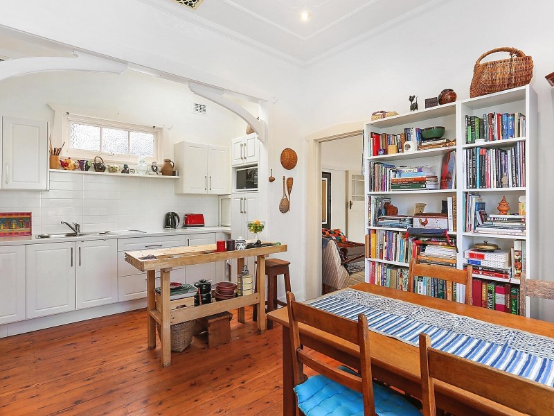 5 Bouvardia Street, Russell Lea NSW 2046