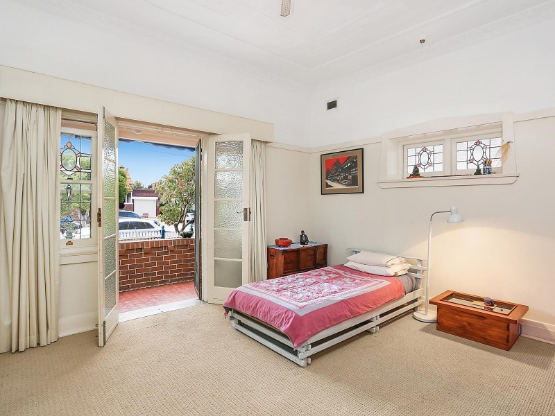 5 Bouvardia Street, Russell Lea NSW 2046