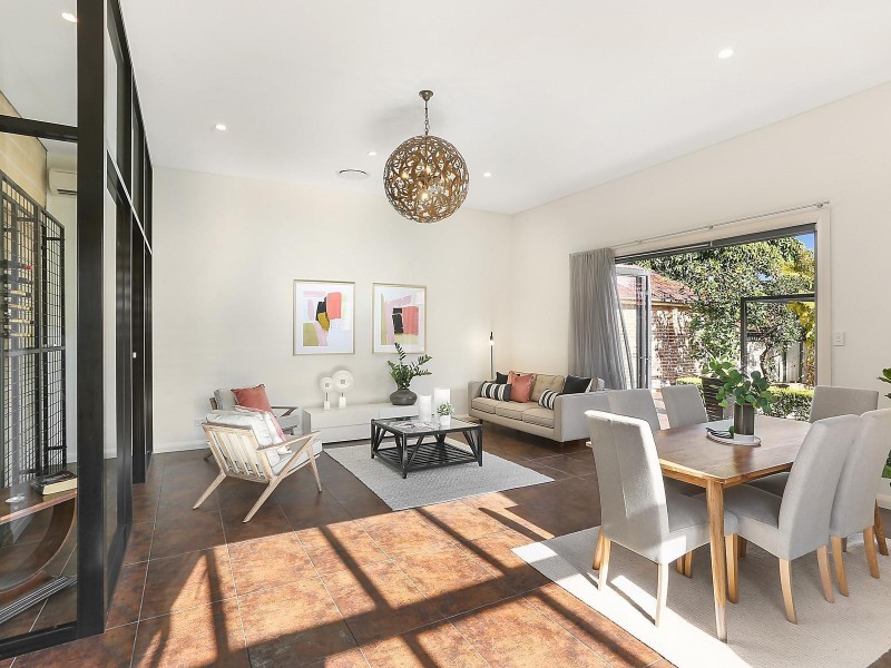 105 Tenterden Road, Botany NSW 2019