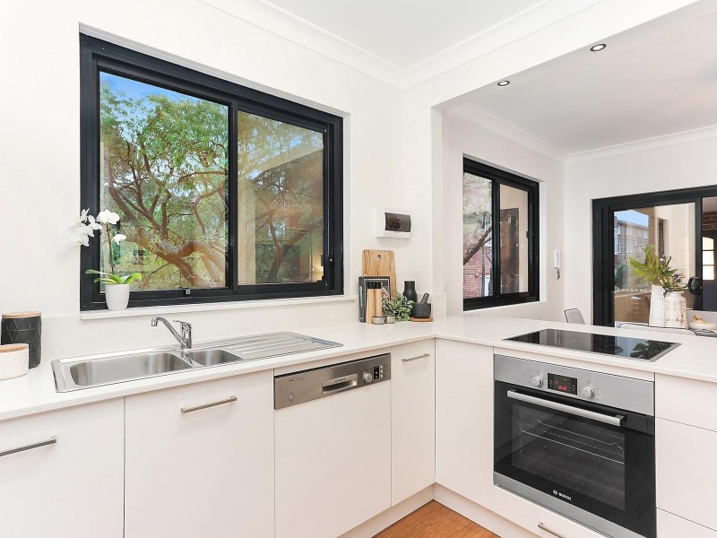 11/10-12 Fletcher Street, Bondi NSW 2026