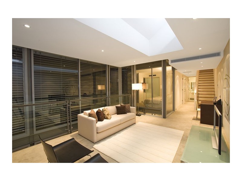 74 Mill Hill Road, Bondi Junction NSW 2022