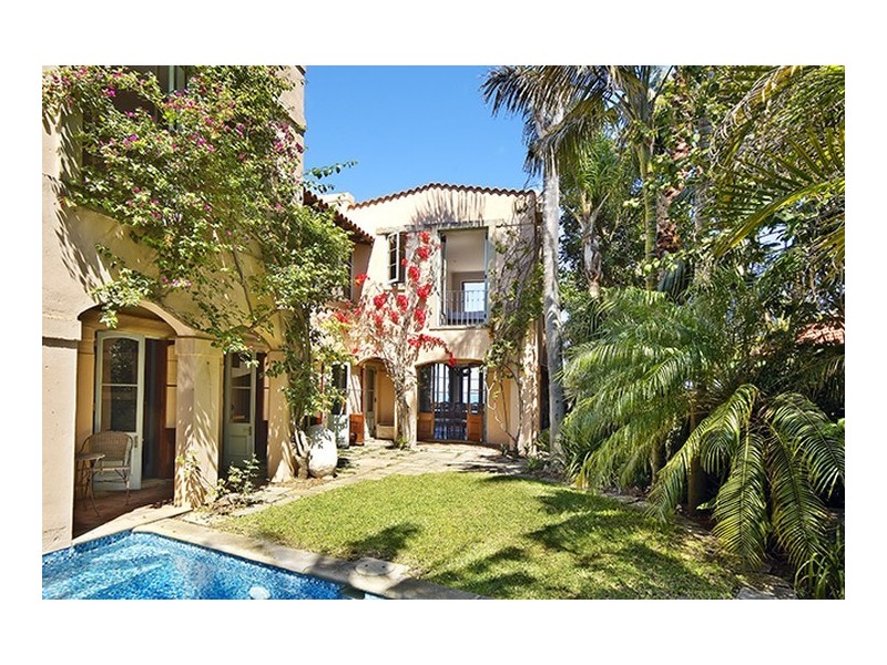 9A Wonderland Avenue, Tamarama NSW 2026