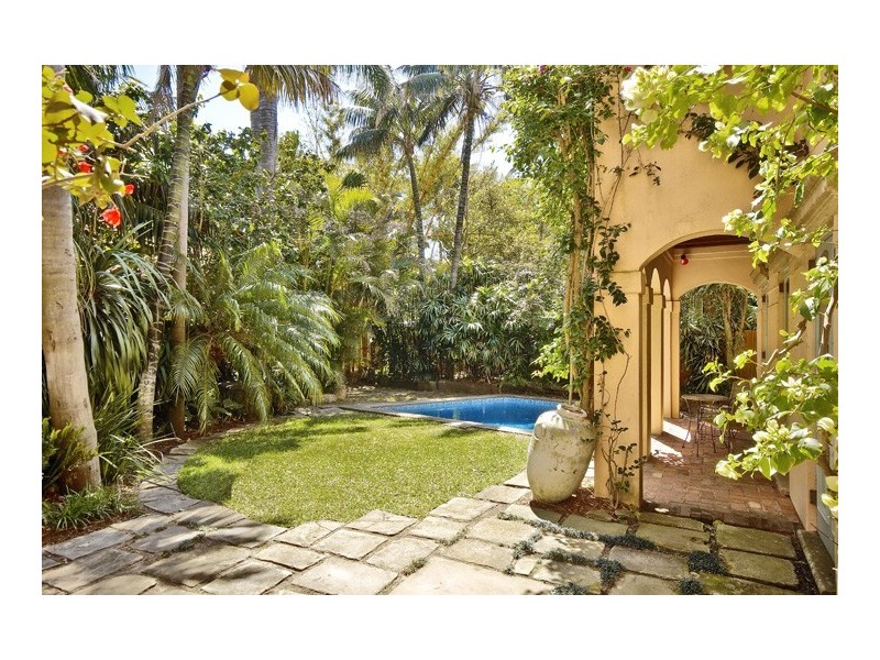 9A Wonderland Avenue, Tamarama NSW 2026