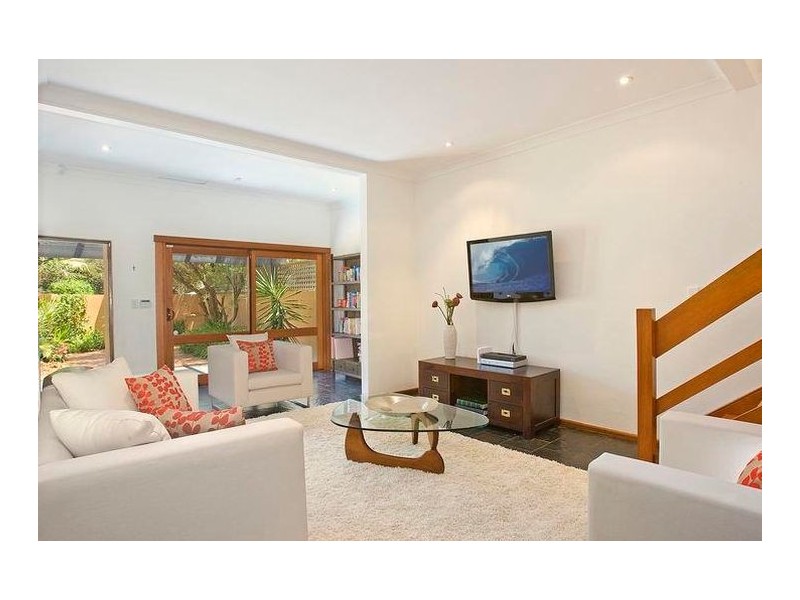 10 Silva Street, Tamarama NSW 2026