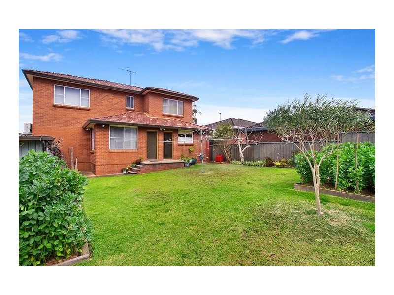 74 Ian Street, Greystanes NSW 2145