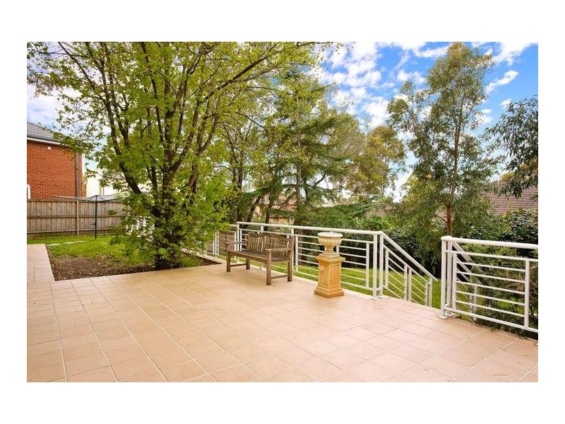 10  Hunterford Crescent, Oatlands NSW 2117