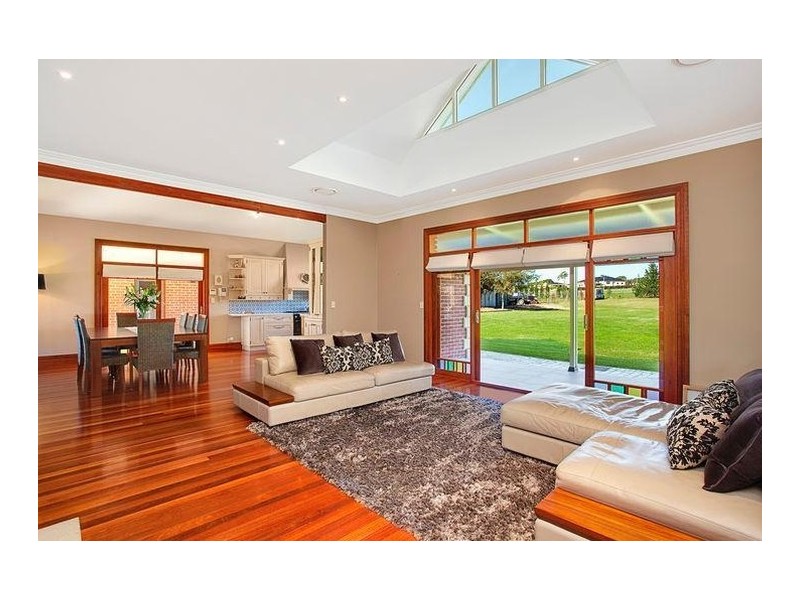 32 Lincoln Road, Cecil Park NSW 2178